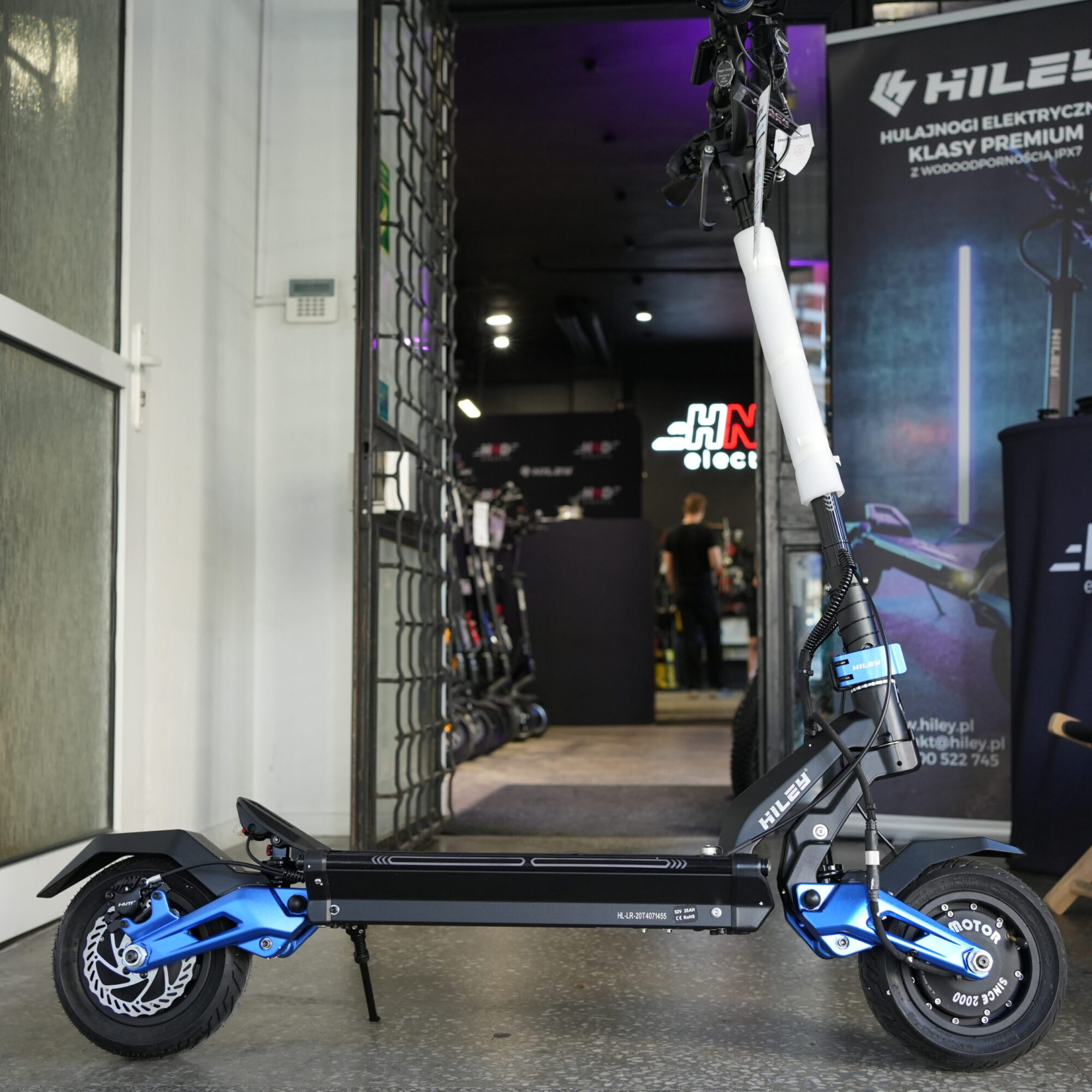 POWYSTAWOWA  Hiley Tiger 10 V4 LR | 0.3km