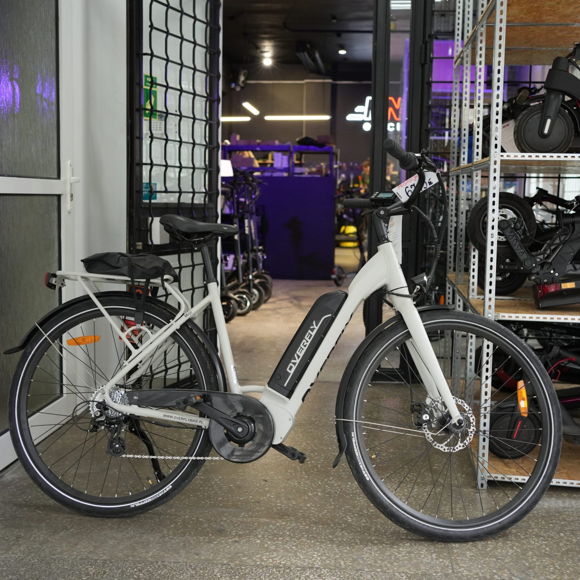 Powystawowy ROWER ELEKTRYCZNY MIEJSKI OVERFLY MAGE